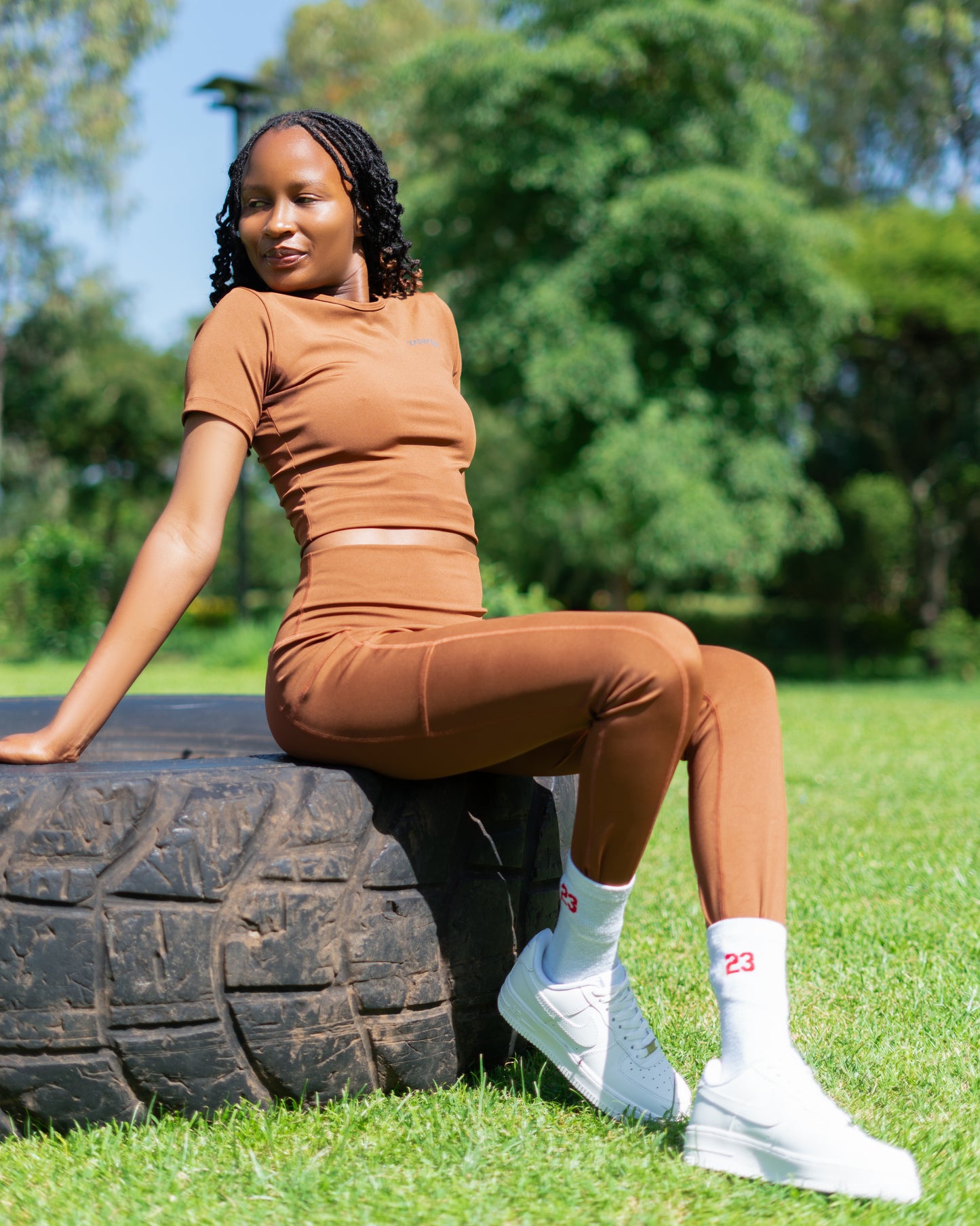 ZAPATOS Run Division Onli_Fresh Pocket Leggings and Short Sleeved (Crop) Tshirt
