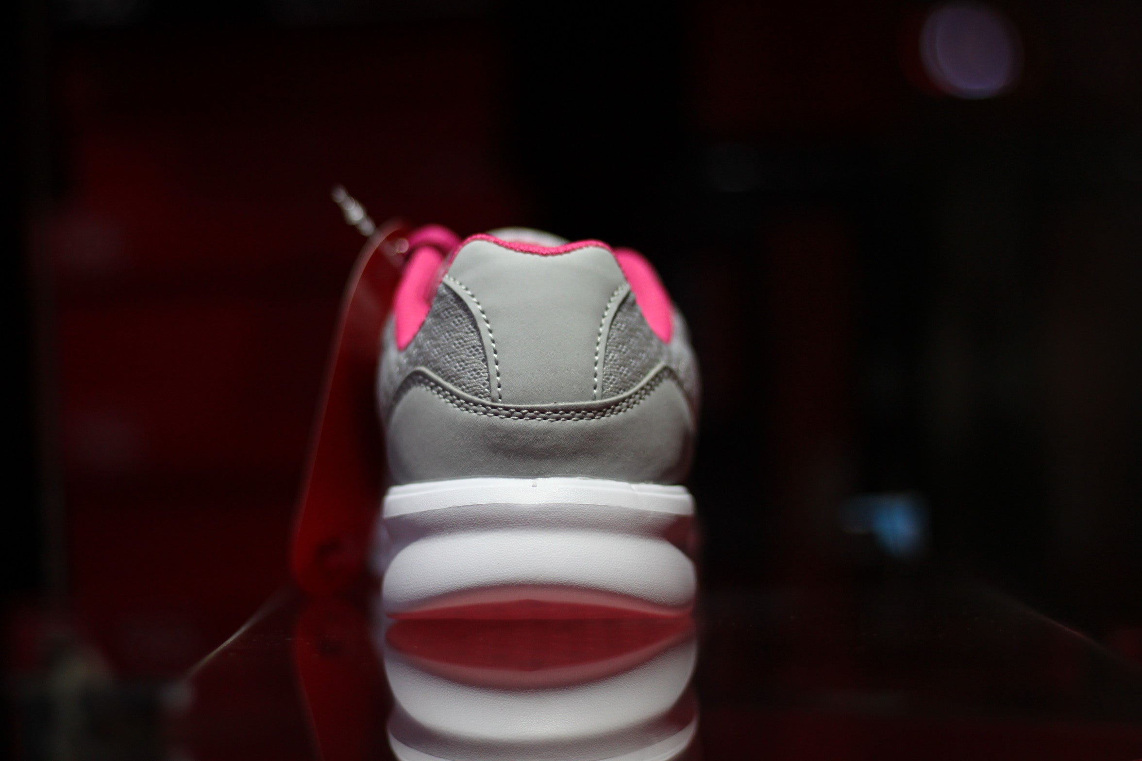 Diadora Robin W