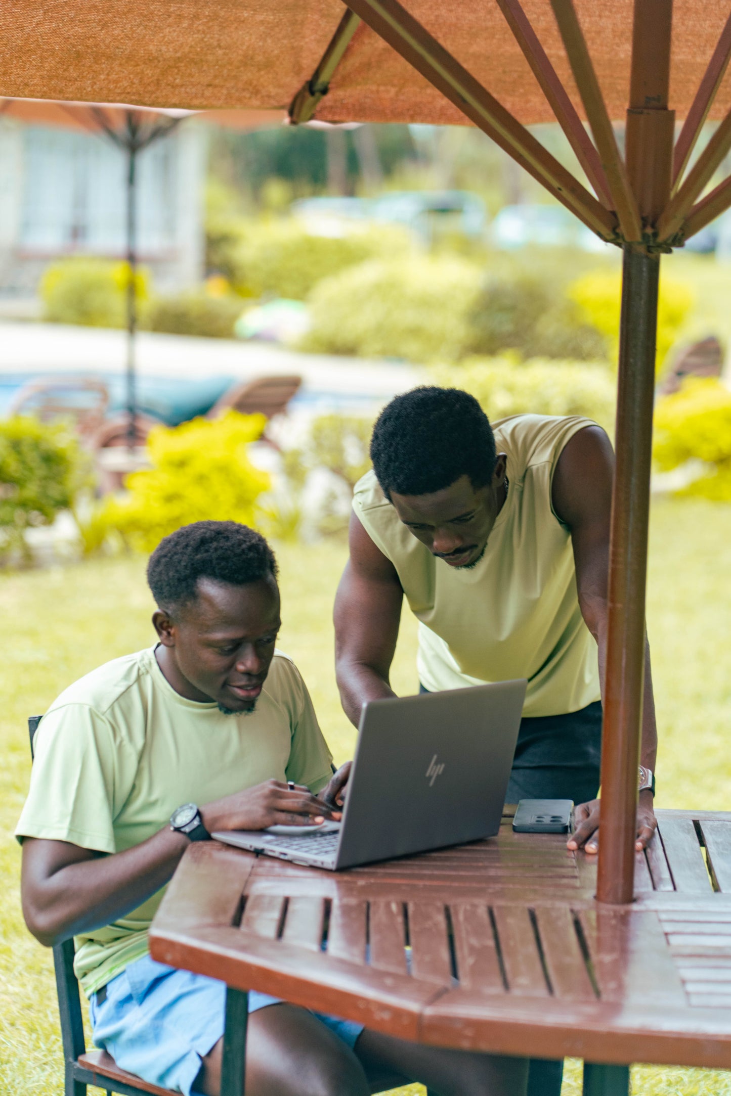 ZAPATOS Run Division Onli_Fresh Unisex Tshirts .