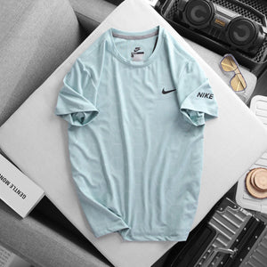 Nike Swoosh Essential Tshirt Men