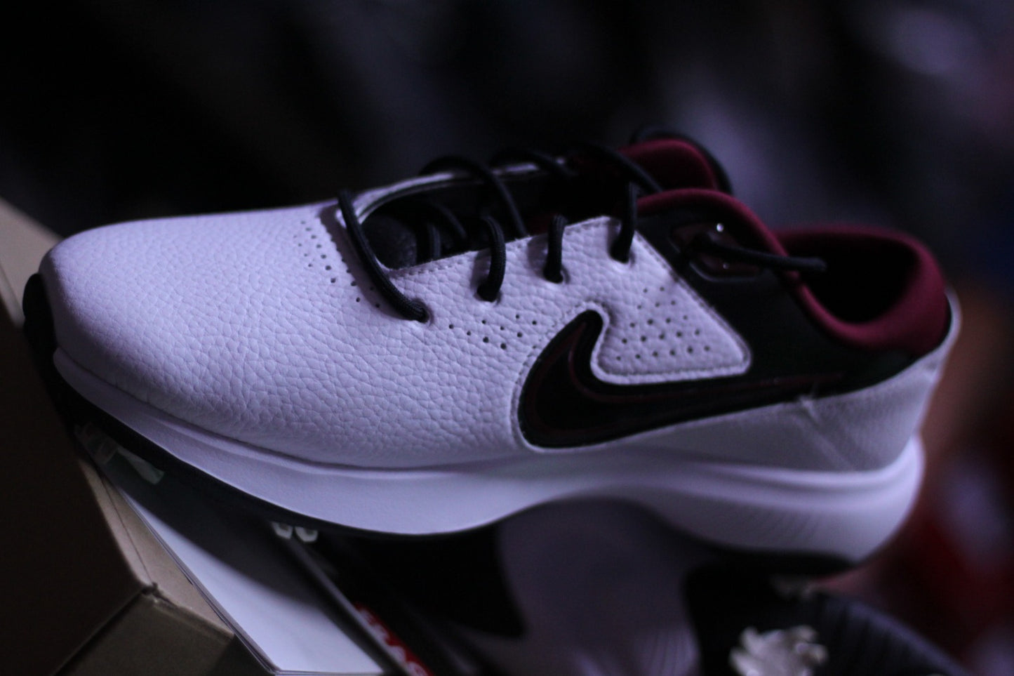 NIKE VICTORY PRO 3 GOLF SHOE