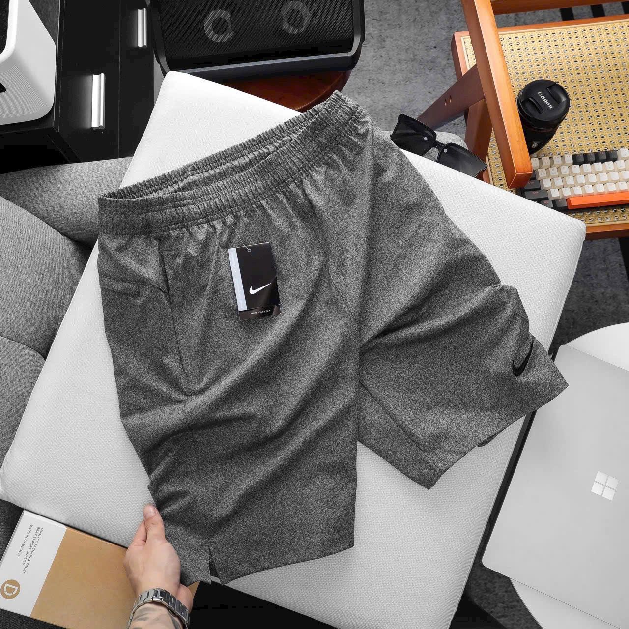 Nike Men Shorts Dri-FIT Solo Swoosh Academy